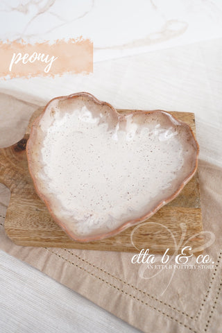 Fluttered Heart Plate